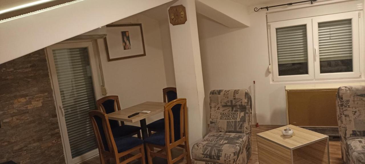 Athos Apartments Ni 외부 사진