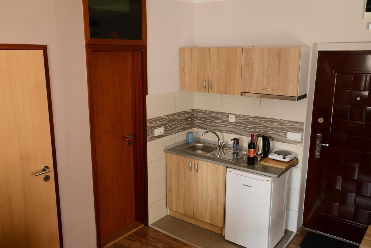 Athos Apartments Ni 외부 사진