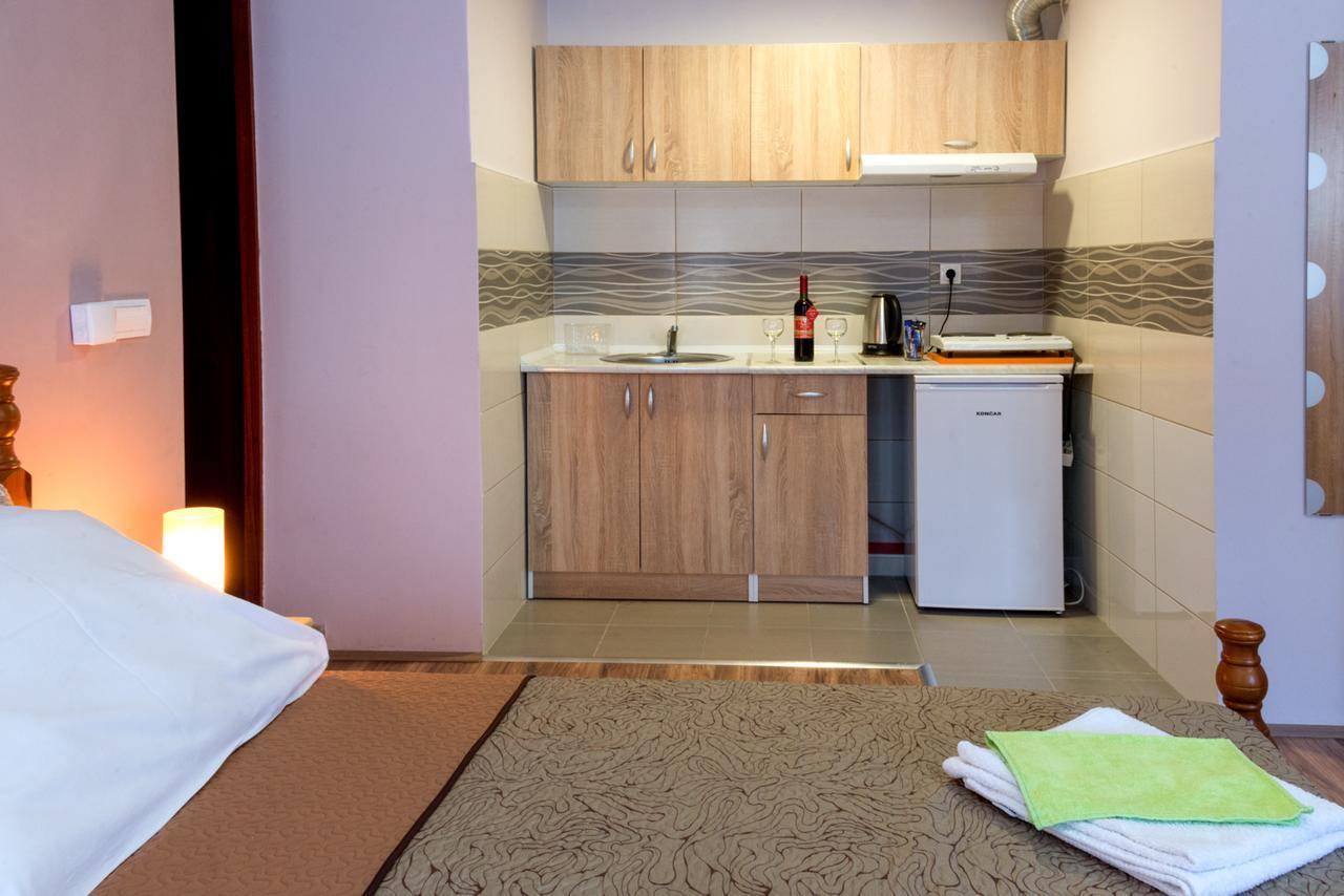 Athos Apartments Ni 외부 사진